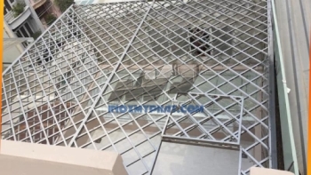 Khung bảo vệ inox mẫu 02